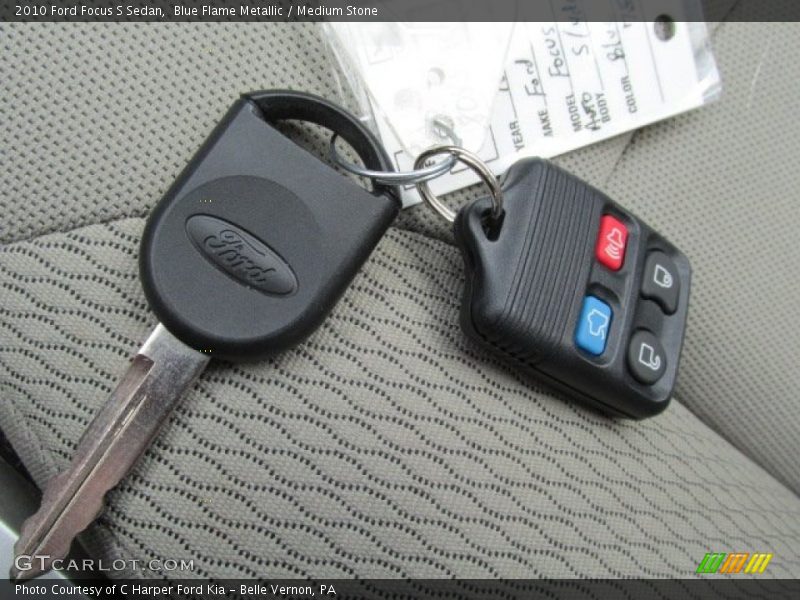 Keys of 2010 Focus S Sedan