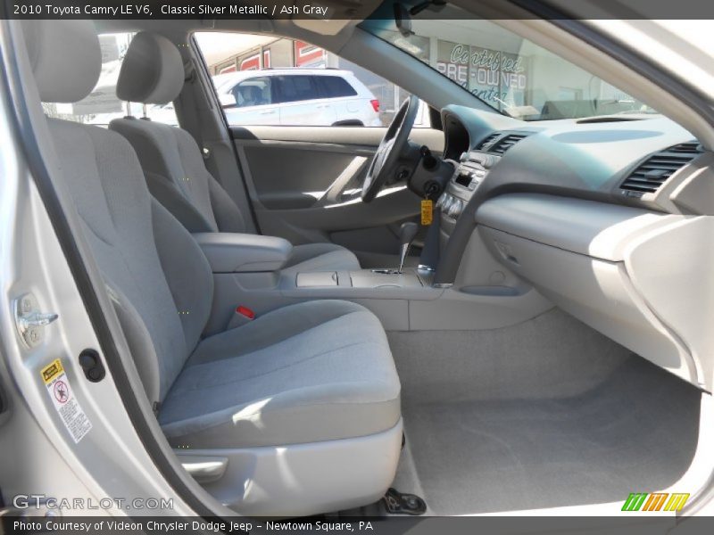 Classic Silver Metallic / Ash Gray 2010 Toyota Camry LE V6