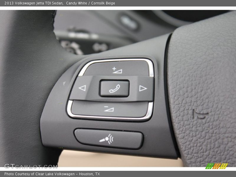 Candy White / Cornsilk Beige 2013 Volkswagen Jetta TDI Sedan