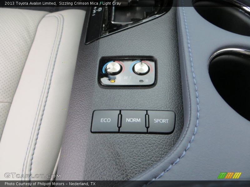 Sizzling Crimson Mica / Light Gray 2013 Toyota Avalon Limited