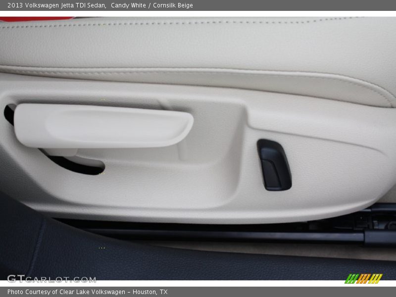 Candy White / Cornsilk Beige 2013 Volkswagen Jetta TDI Sedan