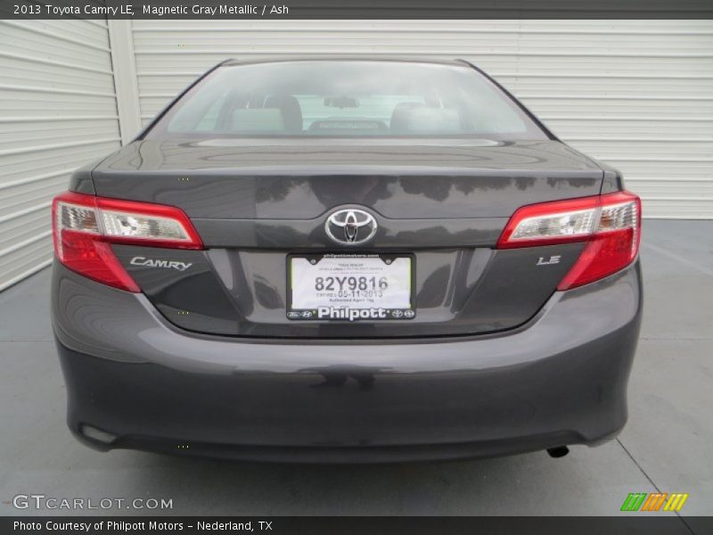 Magnetic Gray Metallic / Ash 2013 Toyota Camry LE