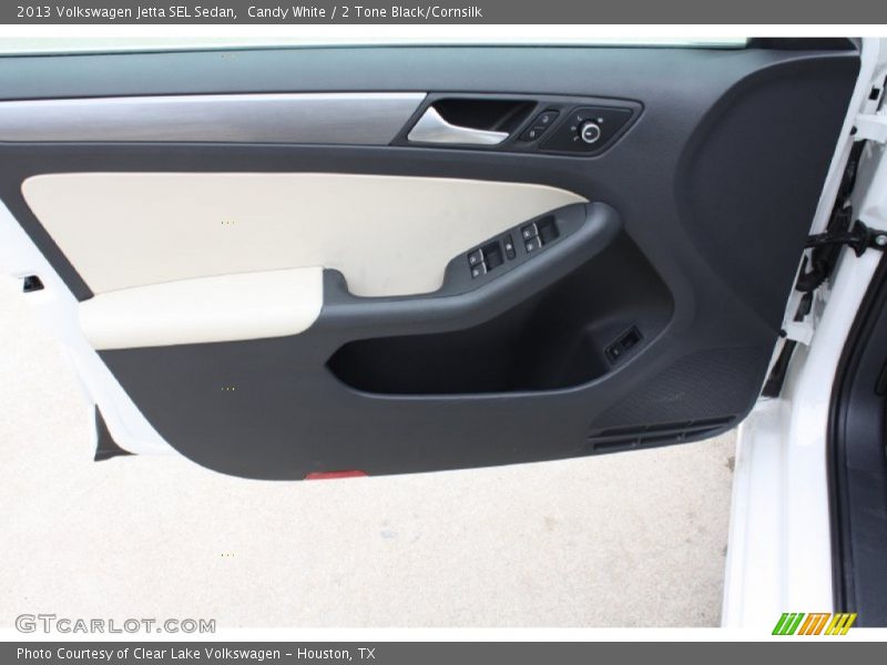 Candy White / 2 Tone Black/Cornsilk 2013 Volkswagen Jetta SEL Sedan