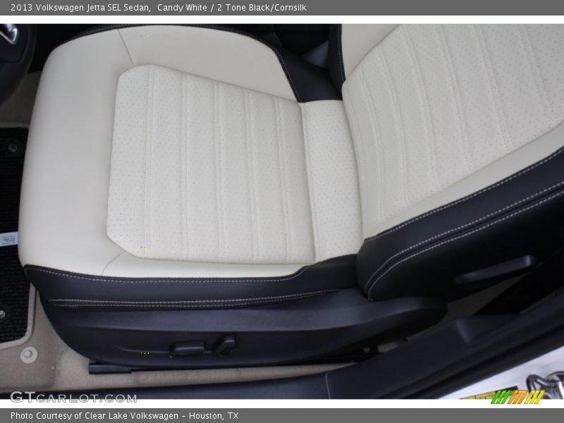 Candy White / 2 Tone Black/Cornsilk 2013 Volkswagen Jetta SEL Sedan