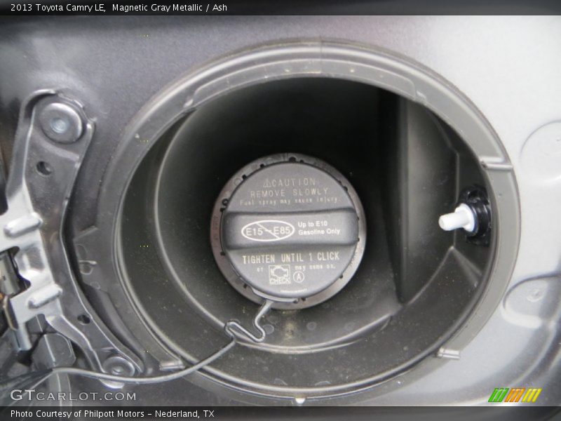 Magnetic Gray Metallic / Ash 2013 Toyota Camry LE
