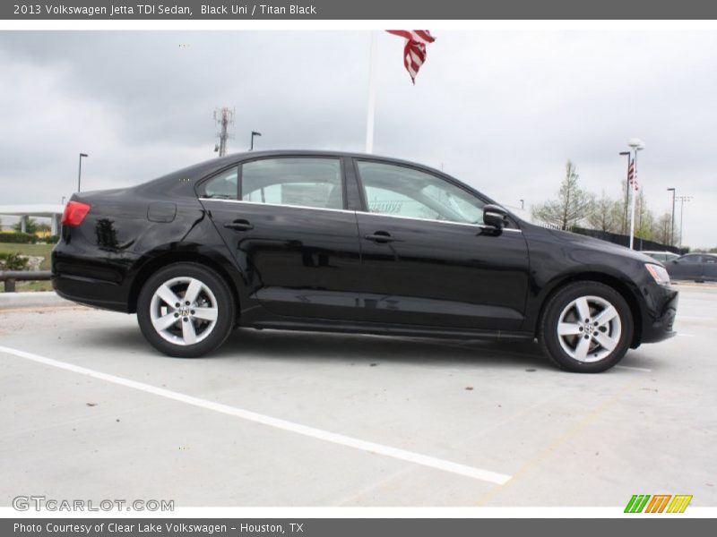 Black Uni / Titan Black 2013 Volkswagen Jetta TDI Sedan