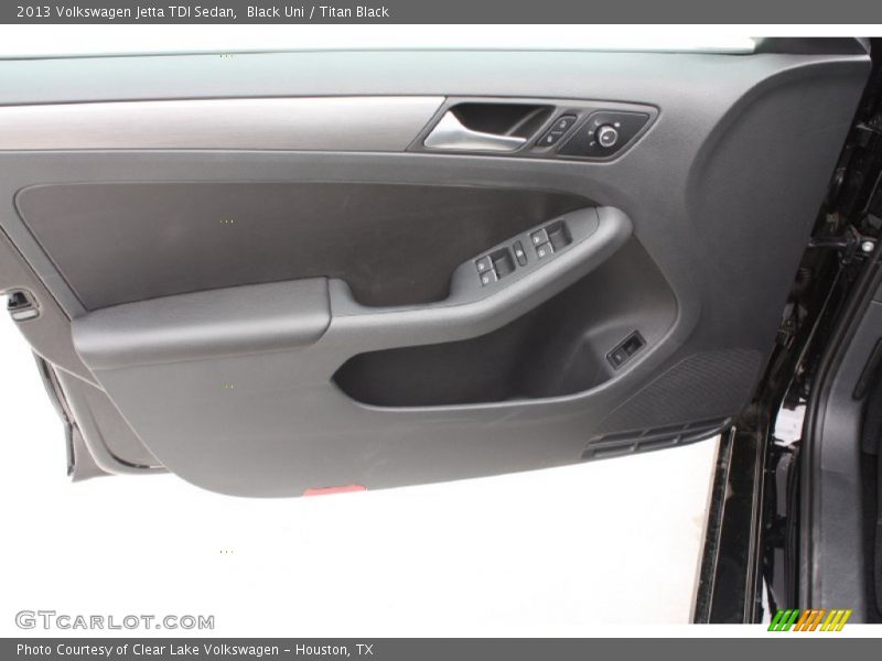 Black Uni / Titan Black 2013 Volkswagen Jetta TDI Sedan