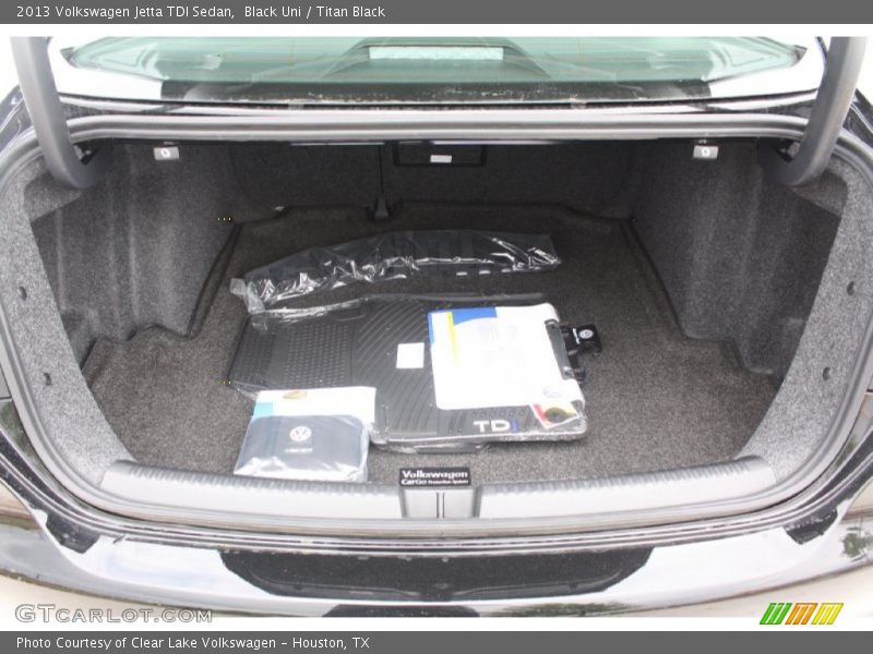 Black Uni / Titan Black 2013 Volkswagen Jetta TDI Sedan