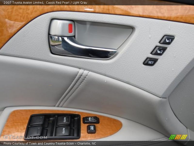 Cassis Red Pearl / Light Gray 2007 Toyota Avalon Limited