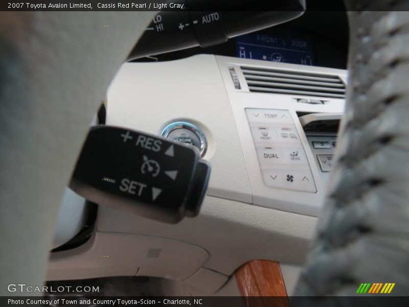 Cassis Red Pearl / Light Gray 2007 Toyota Avalon Limited