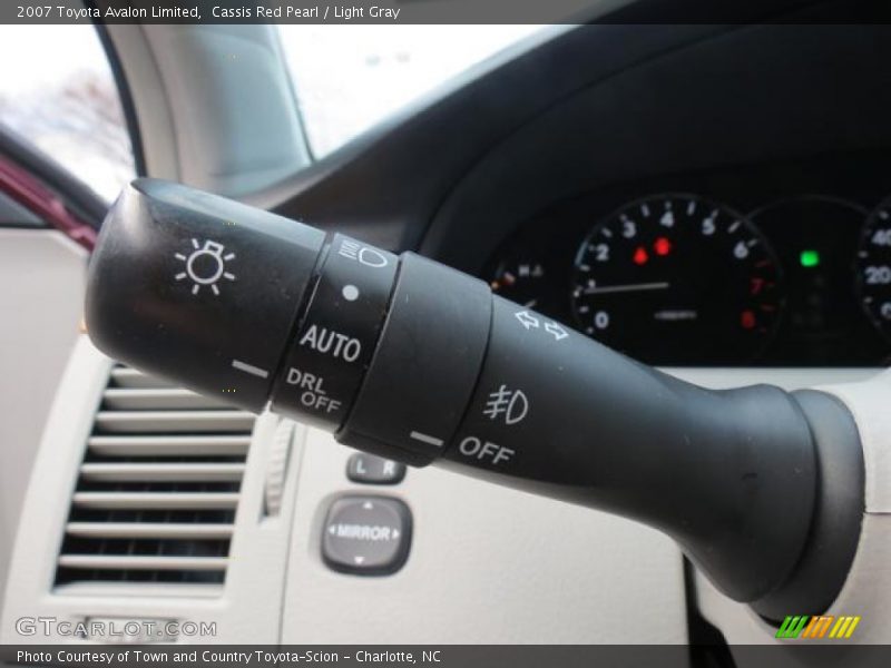 Cassis Red Pearl / Light Gray 2007 Toyota Avalon Limited