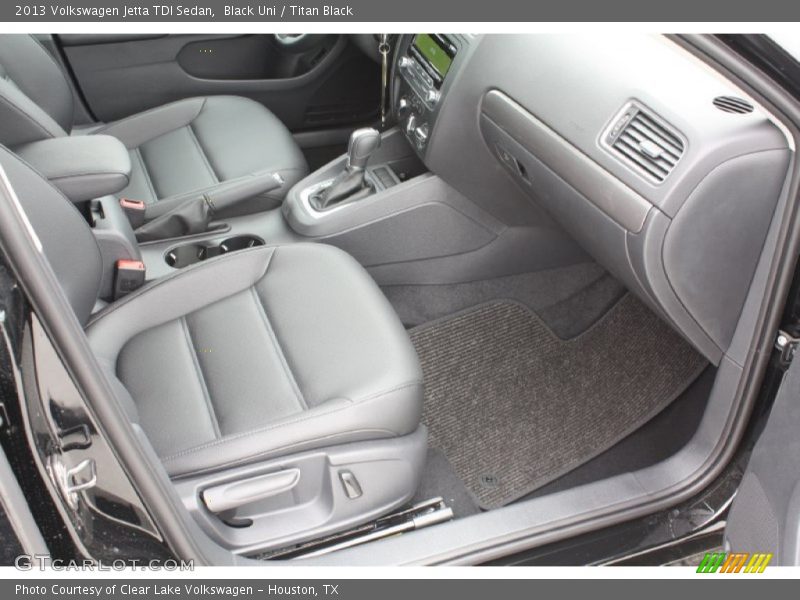 Black Uni / Titan Black 2013 Volkswagen Jetta TDI Sedan