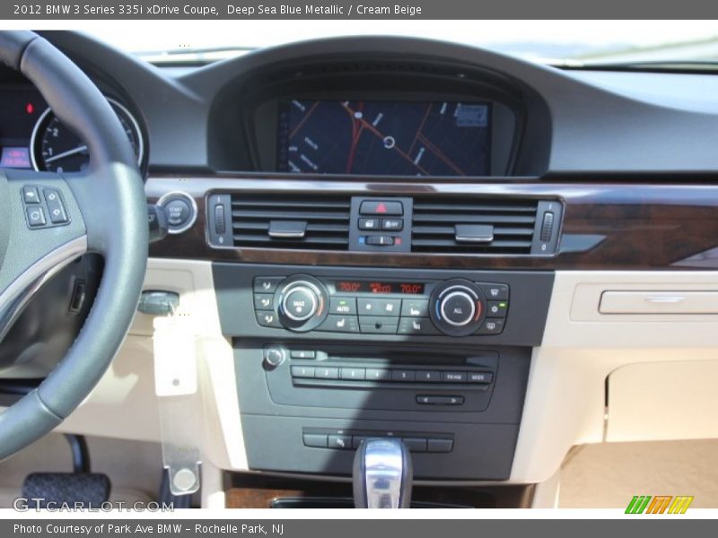 Controls of 2012 3 Series 335i xDrive Coupe