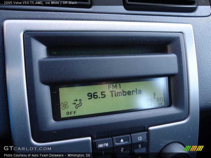 Ice White / Off-Black 2005 Volvo V50 T5 AWD