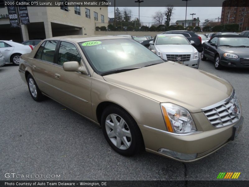 Light Cashmere Metallic / Shale 2006 Cadillac DTS Luxury