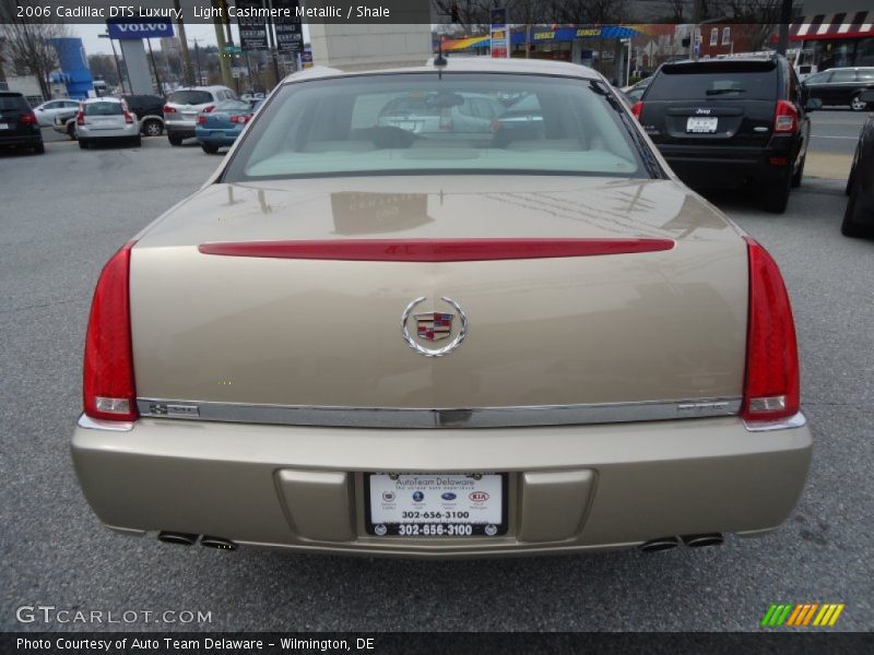 Light Cashmere Metallic / Shale 2006 Cadillac DTS Luxury