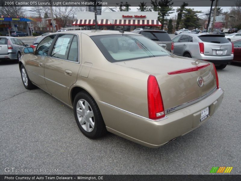 Light Cashmere Metallic / Shale 2006 Cadillac DTS Luxury