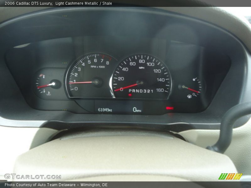 Light Cashmere Metallic / Shale 2006 Cadillac DTS Luxury