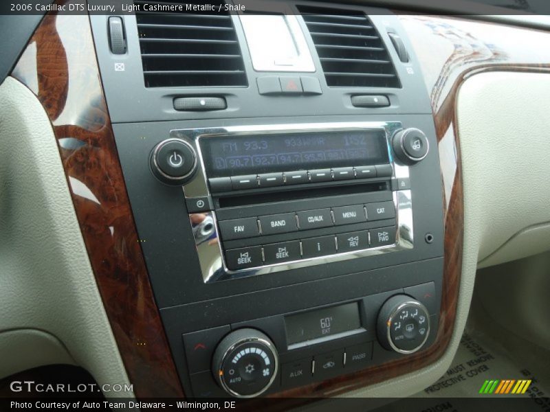 Light Cashmere Metallic / Shale 2006 Cadillac DTS Luxury