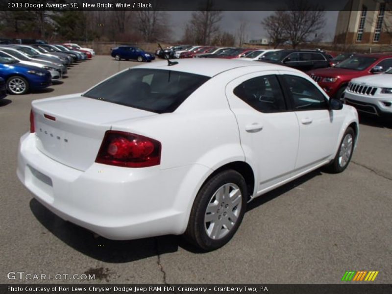 New Bright White / Black 2013 Dodge Avenger SE