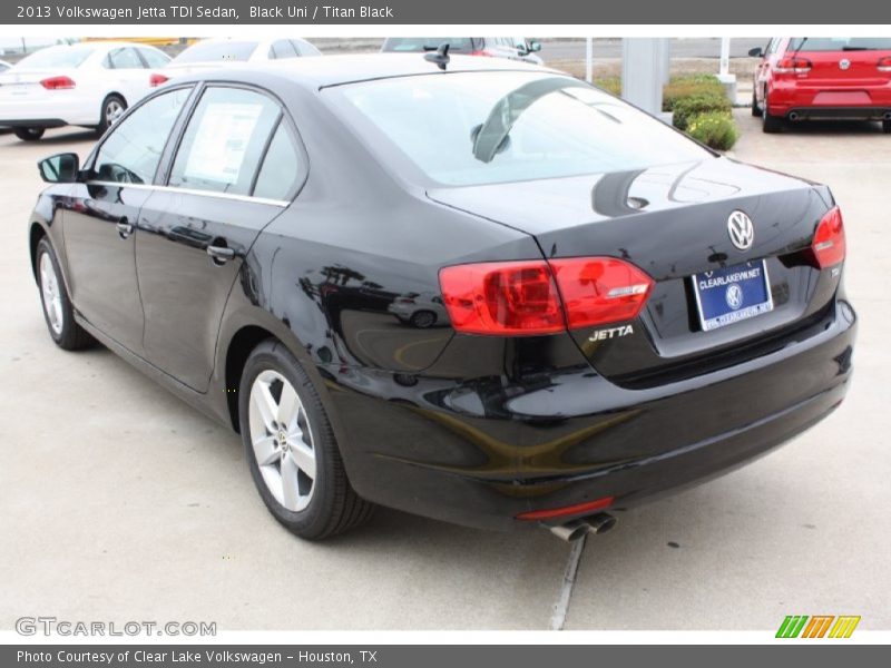 Black Uni / Titan Black 2013 Volkswagen Jetta TDI Sedan