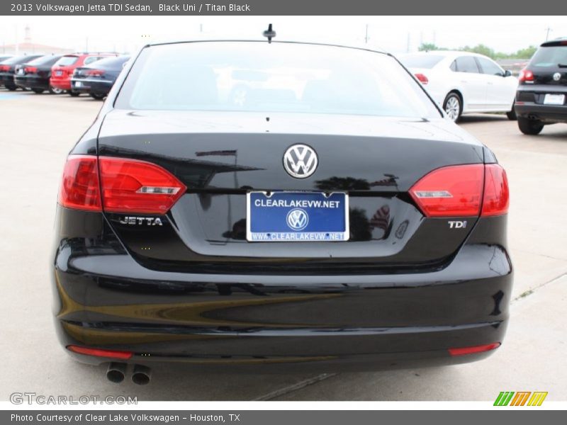 Black Uni / Titan Black 2013 Volkswagen Jetta TDI Sedan