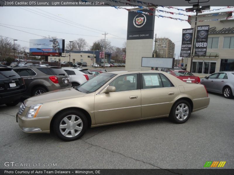 Light Cashmere Metallic / Shale 2006 Cadillac DTS Luxury
