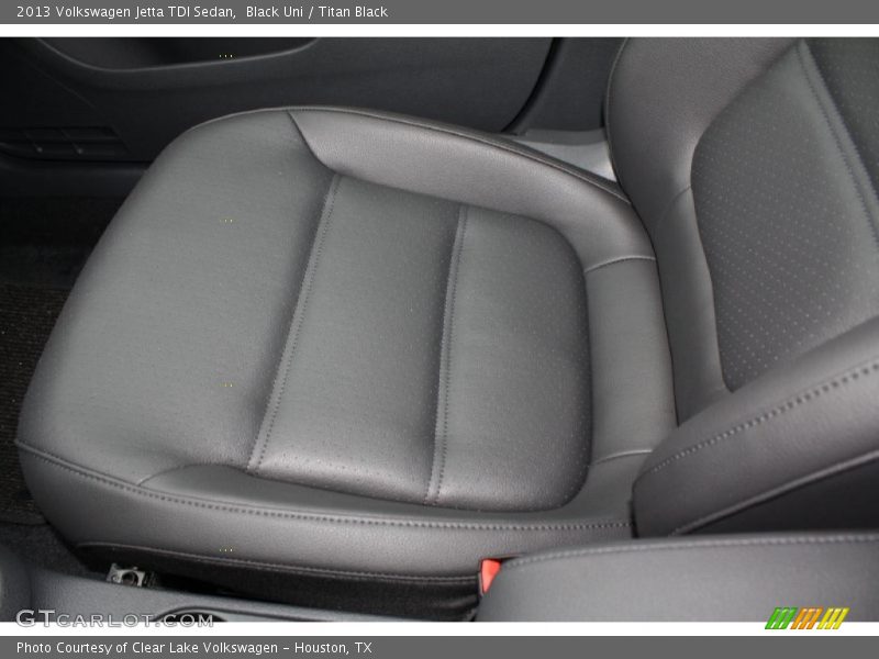 Black Uni / Titan Black 2013 Volkswagen Jetta TDI Sedan