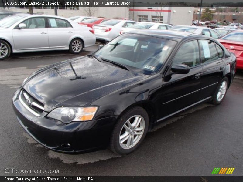 Front 3/4 View of 2005 Legacy 2.5i Sedan