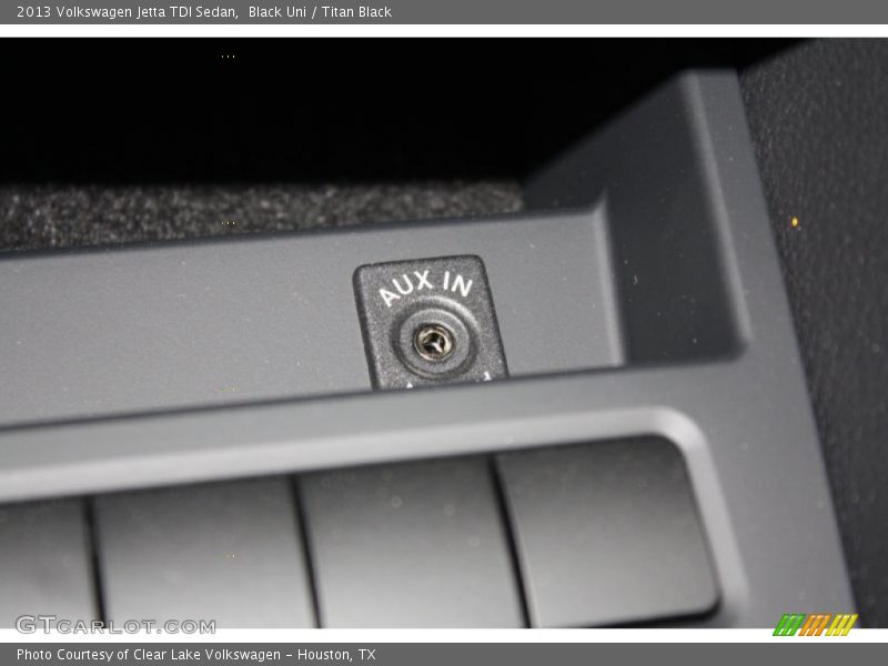 Black Uni / Titan Black 2013 Volkswagen Jetta TDI Sedan