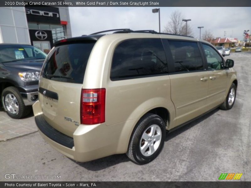 White Gold Pearl / Dark Slate Gray/Light Shale 2010 Dodge Grand Caravan SE Hero
