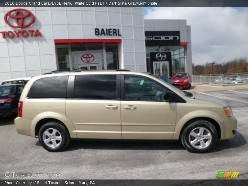 White Gold Pearl / Dark Slate Gray/Light Shale 2010 Dodge Grand Caravan SE Hero