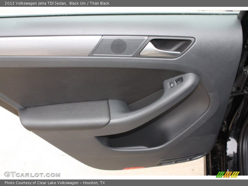 Black Uni / Titan Black 2013 Volkswagen Jetta TDI Sedan