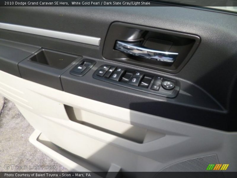 White Gold Pearl / Dark Slate Gray/Light Shale 2010 Dodge Grand Caravan SE Hero