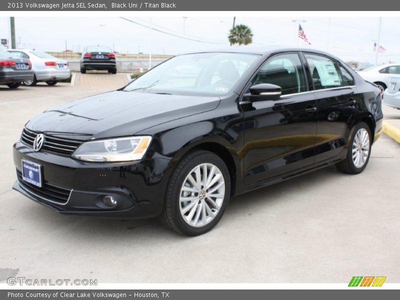 Black Uni / Titan Black 2013 Volkswagen Jetta SEL Sedan