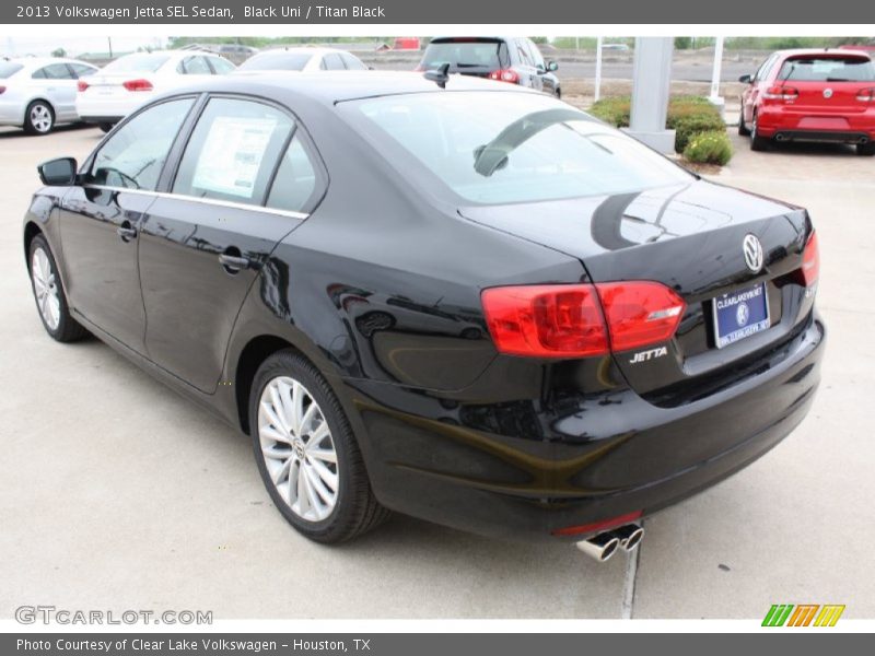 Black Uni / Titan Black 2013 Volkswagen Jetta SEL Sedan