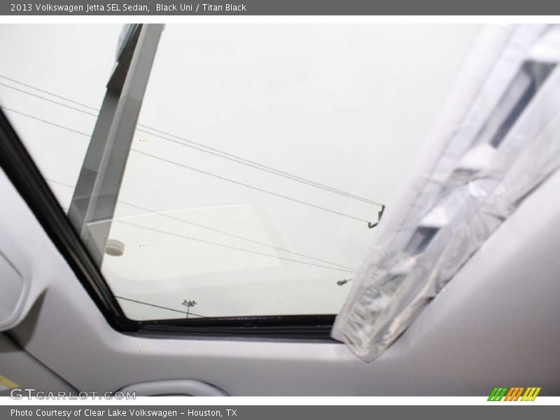 Black Uni / Titan Black 2013 Volkswagen Jetta SEL Sedan