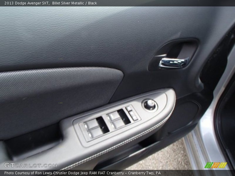 Billet Silver Metallic / Black 2013 Dodge Avenger SXT