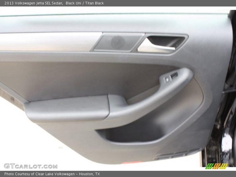 Black Uni / Titan Black 2013 Volkswagen Jetta SEL Sedan