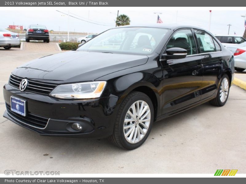 Black Uni / Titan Black 2013 Volkswagen Jetta SEL Sedan