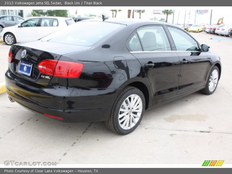 Black Uni / Titan Black 2013 Volkswagen Jetta SEL Sedan