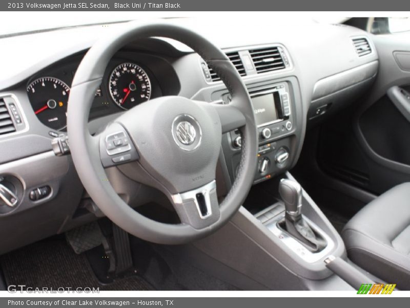 Black Uni / Titan Black 2013 Volkswagen Jetta SEL Sedan