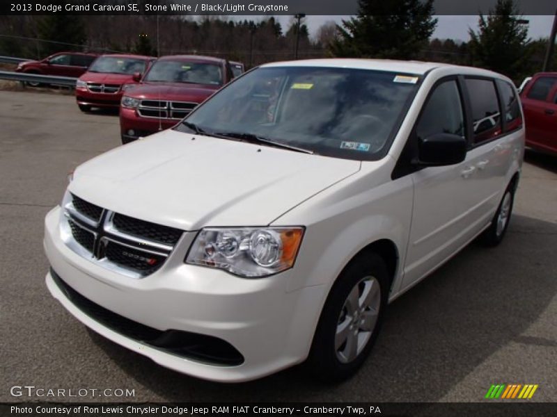 Stone White / Black/Light Graystone 2013 Dodge Grand Caravan SE