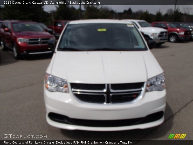 Stone White / Black/Light Graystone 2013 Dodge Grand Caravan SE