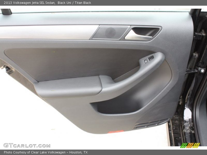 Black Uni / Titan Black 2013 Volkswagen Jetta SEL Sedan
