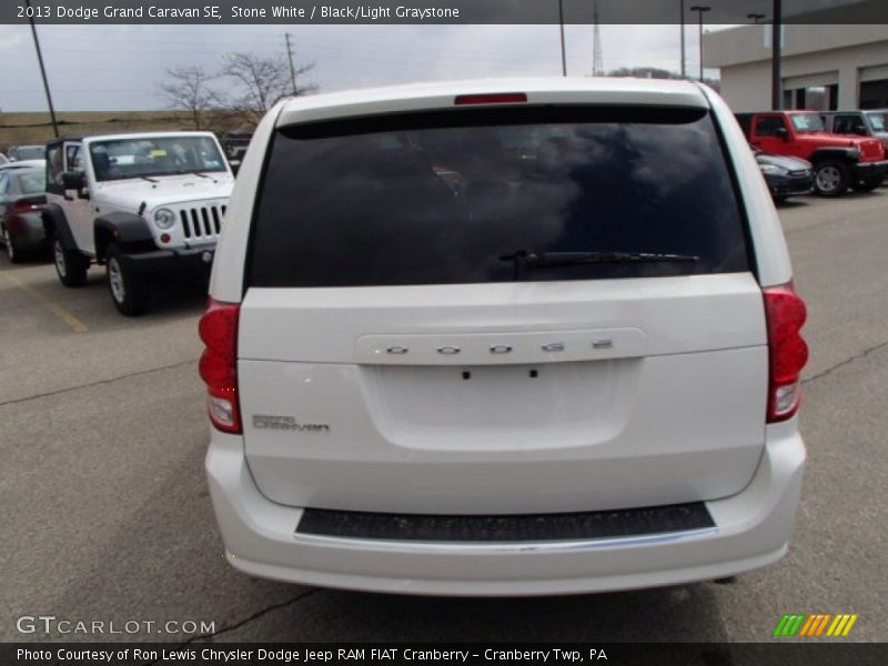 Stone White / Black/Light Graystone 2013 Dodge Grand Caravan SE