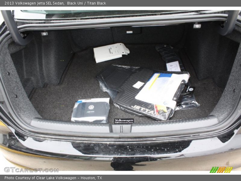 Black Uni / Titan Black 2013 Volkswagen Jetta SEL Sedan