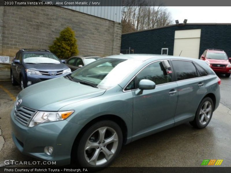 Aloe Green Metallic / Ivory 2010 Toyota Venza V6 AWD