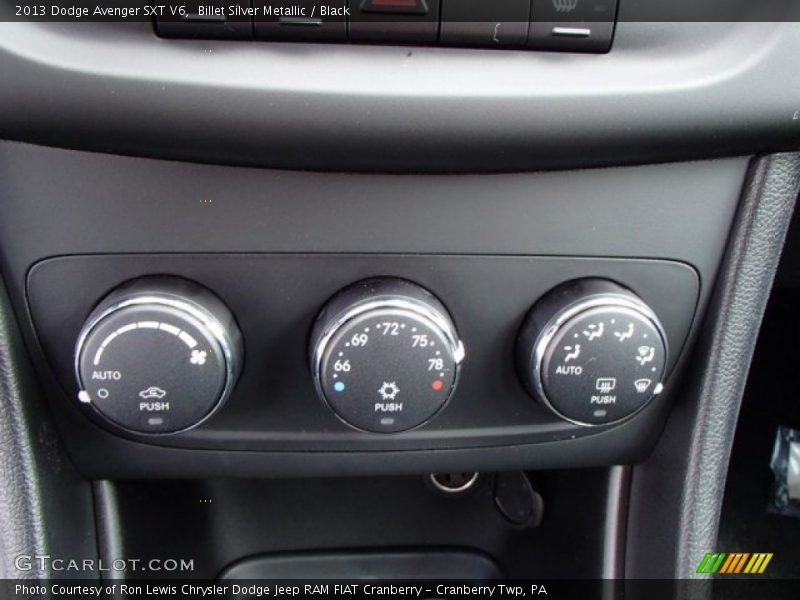 Billet Silver Metallic / Black 2013 Dodge Avenger SXT V6