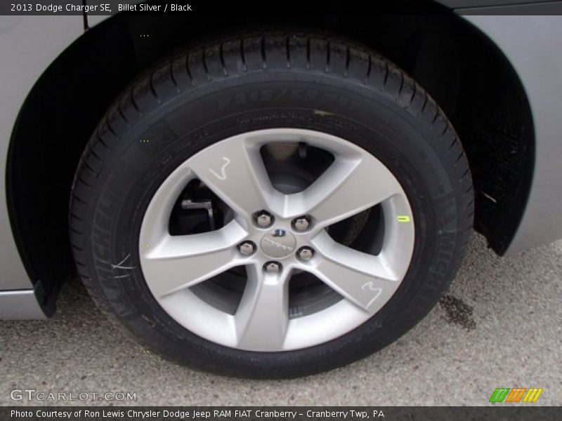 Billet Silver / Black 2013 Dodge Charger SE